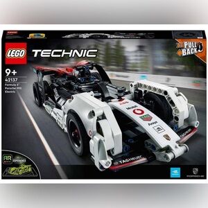LEGO Technic Formula E(R) Porsche 99X Electric 42137
